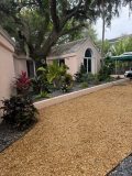 Landscaping borders that define spaces